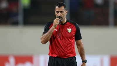 فيفا توقف سعفان الصغير مدرب حراس مصر عن العمل