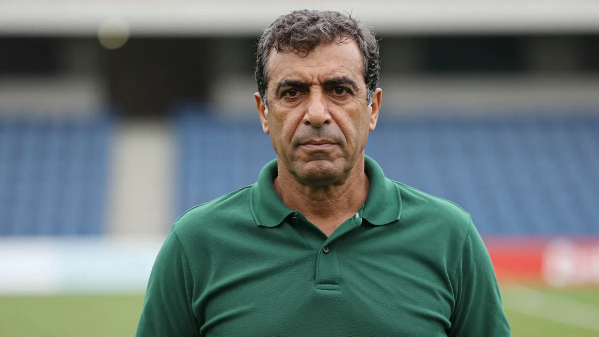 تعثر مفاوضات تجديد عقد حسام حسن مع منتخب مصر بسبب 5 ملايين جنيه