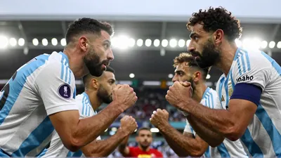 الفراعنة يواجهون الأرجنتين.. جماهير ليفربول تشتعل بدعم صلاح